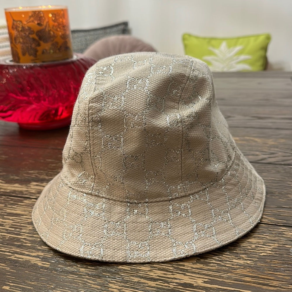 GUCCI BUCKET HAT